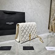 YSL Becky Chain Bag In White Quilted Leather 65077 Size: 25x17x7cm - 4