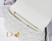 Dior Dioramour In White Caro Heart Bag M9241 Size 25x15.5x8cm - 2