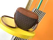 YSL Heart Bag In Brown 675260 Size 20x17x6cm  - 5