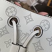 Louis Vuitton Muria Mahina Calfskin Monogram Bag 25cm - 3