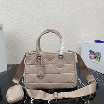 Prada Saffiano Women Hand Bag In Beige 1BA863 Size: 28×20×12cm