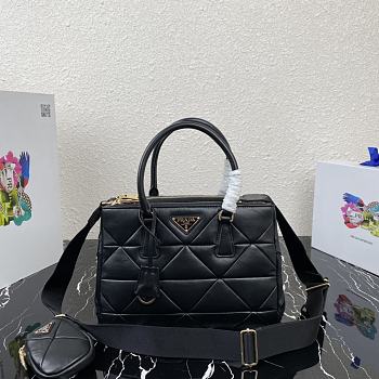 Prada Saffiano Women Hand Bag In Black 1BA863 Size: 28×20×12cm