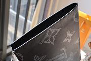 Louis Vuitton Taurillon Shadow M80044 Size 35x25x2 cm - 6
