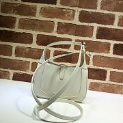 Gucci Mini Jackie In White Hobo Bag In White 637091 Size 19x13x3cm - 2