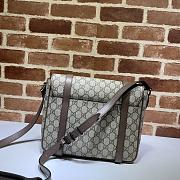 Gucci Messenger Bag In GG Supreme 658542 Size 28cm - 3