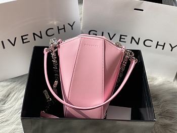 Givenchy Antigona Lock In Pink 23813 Size 20x10x8.5cm