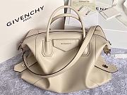 Givenchy Antigona Soft Tote Bag In White BB50F Size 45x9x35cm - 1