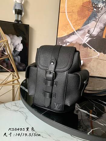 Louis Vuitton Christopher XS M58495 Size 14x19.5x5cm