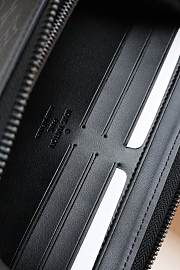 Louis Vuitton Zippy Wallet Trunk Monogram M80558 Size 19.5x10x2cm - 2