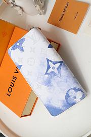 Louis Vuitton Zippy Wallet Monogram Watercolor M80499 Size 10x20x2cm - 2
