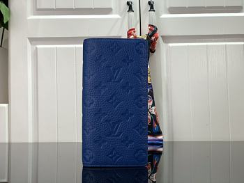 Louis Vuitton Wallet Brazza Navy Blue M80592 Size 10x20x2cm