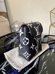 Louis Vuitton Tiny Backpack Bicolor Monogram M80738 Size 13x19x8cm - 2