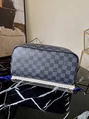 Louis Vuitton Dopp Kit Toilet Pouch Damier N40127 Size 26x16x13cm - 5