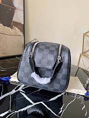 Louis Vuitton Dopp Kit Toilet Pouch Damier N40127 Size 26x16x13cm - 4