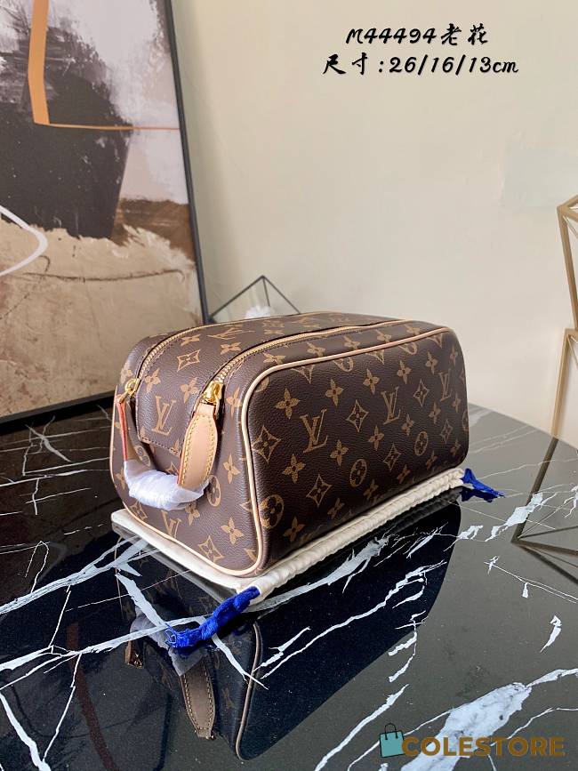 Louis Vuitton Dopp Kit Toilet Pouch Monogram Canvas N40127 Size 26x16x13cm - 1