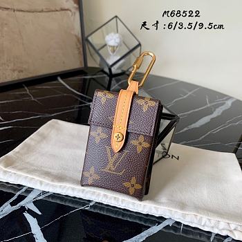 Louis Vuitton Round Case Coin Bag M68522 Size 6x3.8x9.5cm