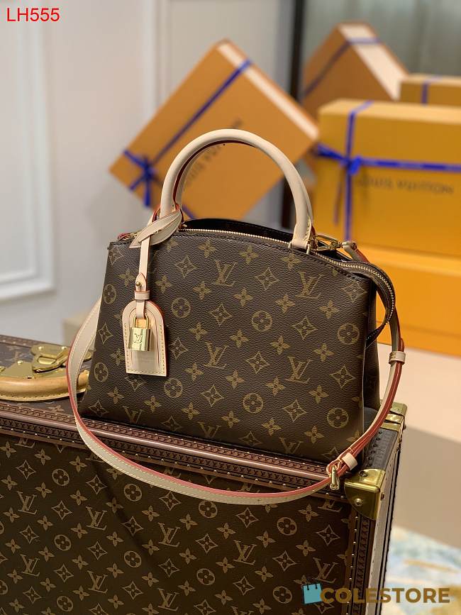 Louis Vuitton Petit Palais Monogram Handbag M58914 Size 29x18x12.5cm - 1