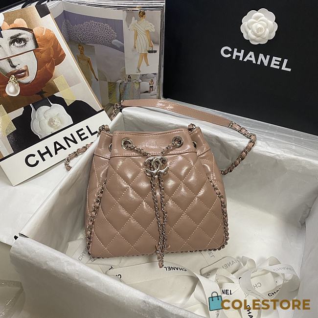 Chanel Bucket Bag Patent Leather Size 20.5x19x10.5cm - 1