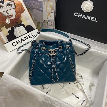 Chanel Bucket Bag Patent Leather In Blue Size 20.5x19x10.5cm