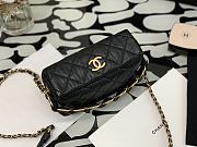 Chanel Hobo Bag 2021 Size 13x19x7cm - 2