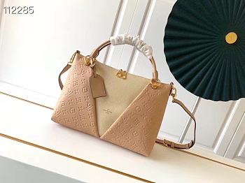 Louis Vuitton V Tote MM Monogram Handbag In Beige M44884 Size 36x27x16cm
