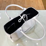 Bottega Veneta Arco Tote Bag In White 44052 Size 36x24x12cm - 5