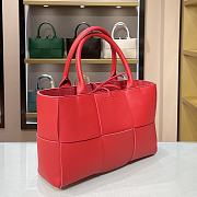 Bottega Veneta Arco Tote Bag In Red 44052 Size 36x24x12cm - 3