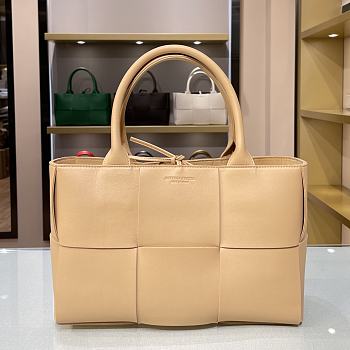 Bottega Veneta Arco Tote Bag In Beige 44052 Size 36x24x12cm