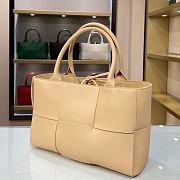 Bottega Veneta Arco Tote Bag In Beige 44052 Size 36x24x12cm - 3