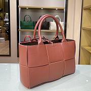 Bottega Veneta Arco Tote Bag In Wine 44052 Size 36x24x12cm - 2