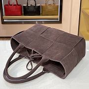 Bottega Veneta Arco Tote Bag In Dark Grey Velvet 44052 Size 36x24x12cm - 4