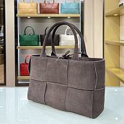 Bottega Veneta Arco Tote Bag In Dark Grey Velvet 44052 Size 36x24x12cm - 5