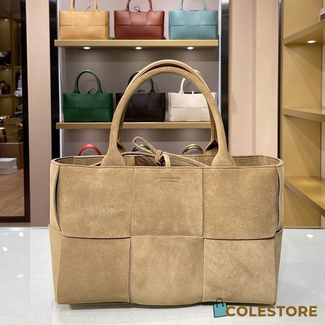 Bottega Veneta Arco Tote Bag In Dark Beige Velvet 44052 Size 36x24x12cm - 1