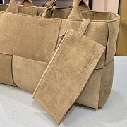 Bottega Veneta Arco Tote Bag In Dark Beige Velvet 44052 Size 36x24x12cm - 6
