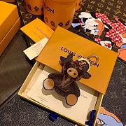 Louis Vuitton Key Ring Lovely Cown - 1