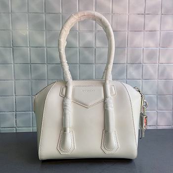 Givenchy medium Antigona Lock Tote Bag BB50G Size 23x19x13cm