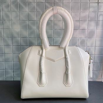Givenchy medium Antigona Lock Tote Bag BB50G Size 33x23x17cm