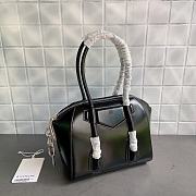 Givenchy medium Antigona Lock Tote Bag In Black BB50G Size 33x23x17cm - 2