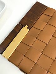 Bottega Veneta Snap Clutch In Brown Lambskin 64774 Size 27x5x28cm - 5
