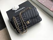 Chanel Classic Chervon Caviar Calfskin Gold Hareware 25.5cm - 3