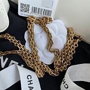 Chanel Mini Reissue Phone Crossbody Bag In White Size 17x13x5.5cm - 2