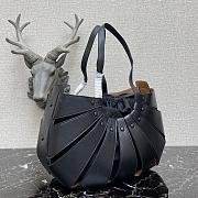 Bottega Veneta The Shell Bag In Black 65157 Size 40×12×25cm - 3