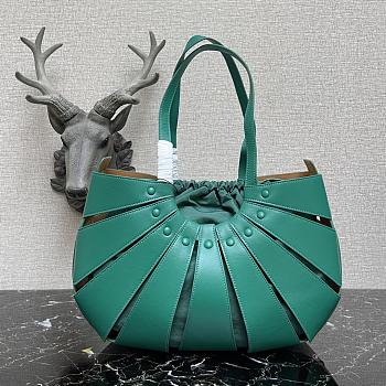 Bottega Veneta The Shell Bag In Blue 65157 Size 40×12×25cm