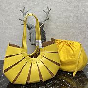 Bottega Veneta The Shell Bag In Yellow 65157 Size 40×12×25cm - 2