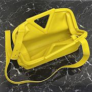 Bottega Veneta Medium Point Top-Handle Bag In Yellow 65244 Size 35x12x6.5cm - 3