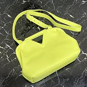 Bottega Veneta Medium Point Top-Handle Bag In Neon 65244 Size 35x12x6.5cm - 3