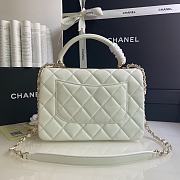Chanel Trendy CC In White Size 25x12x17cm - 4