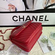 Chanel Chervon Trendy CC Top Handle Bag Size 25x12x17cm - 2