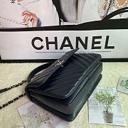 Chanel Chervon Trendy CC Top Handle Bag In Black Size 25x12x17cm - 2