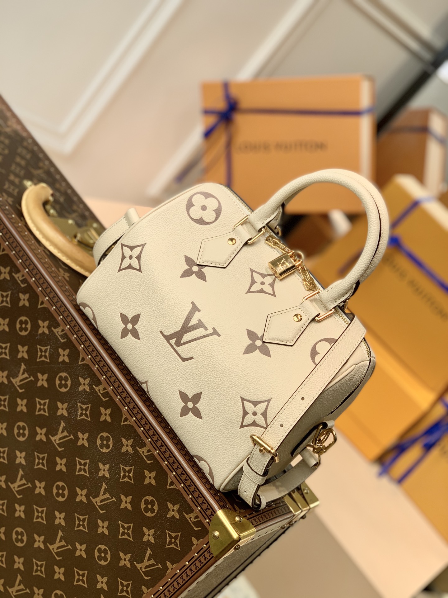 louis vuitton néonoé mm bucket bag